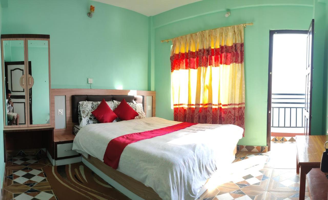 פוקהרה Sarangkot Hotel New Galaxy מראה חיצוני תמונה